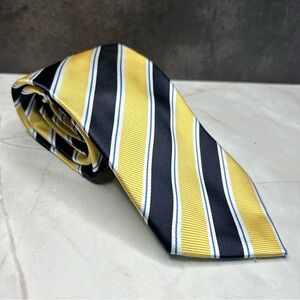 Haggar 60” Polyester Yellow and Black Striped Tie